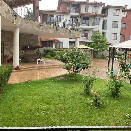 анастасия аполон 6 Apartment Ravda