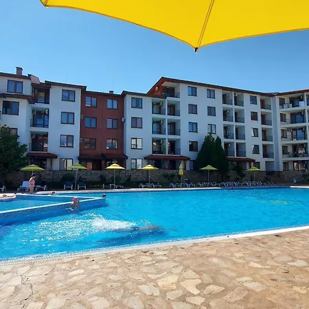 анастасия аполон 6 Apartment Ravda